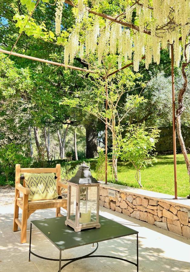 Domaine De Saint Clair Bed & Breakfast Aix-en-Provence Bagian luar foto